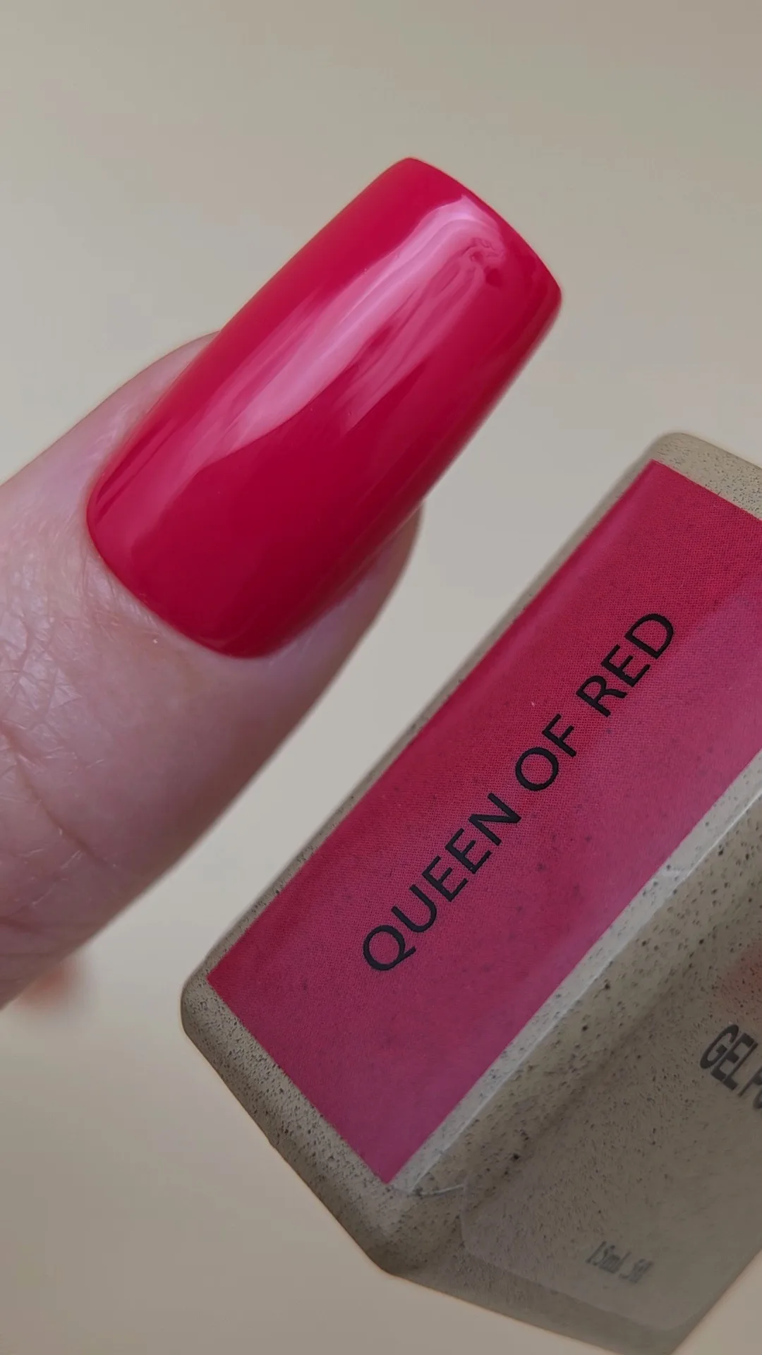 Narjo Queen of Red Gel Polish